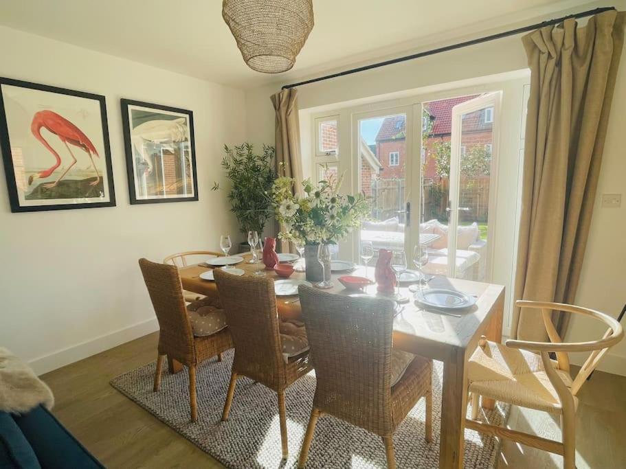 Stunning! Beautiful Contemporary Property In Holt, Norfolk Holt  Ngoại thất bức ảnh