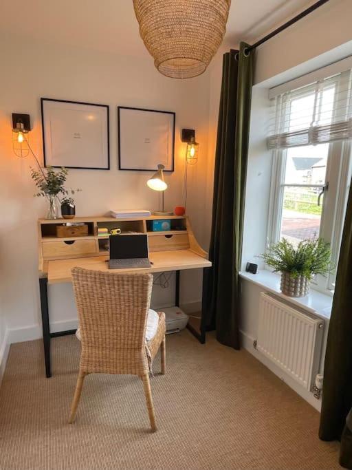 Stunning! Beautiful Contemporary Property In Holt, Norfolk Holt  Ngoại thất bức ảnh